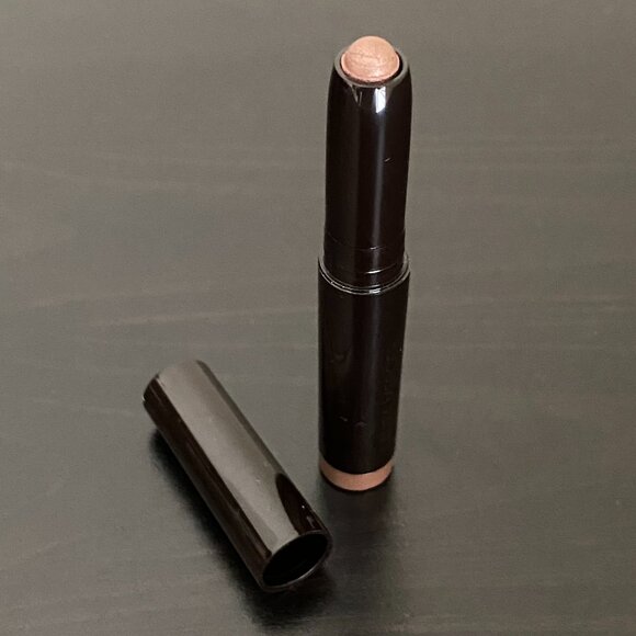 Laura Mercier Set: Translucent Loose Setting Powder and Caviar Eyeshadow Stick - Picture 6 of 16